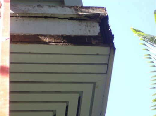 Rotted balcony edge before repair